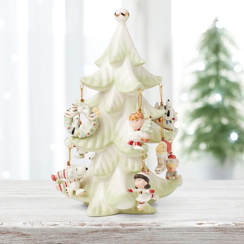 Lenox Peanuts Snoopy and Friends Christmas Tree Tabletop Christmas Ornament